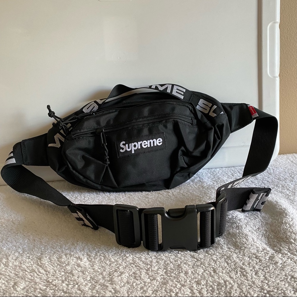 Used Supreme Waist Bag Black